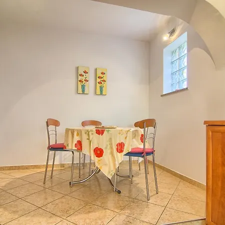 Apartment Milka *